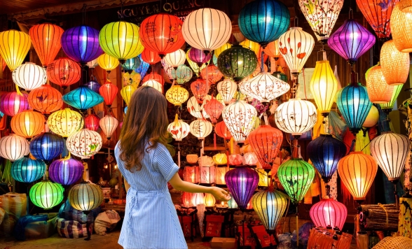 【ダナン発着】ゴールデンブリッジ・バーナーヒルズ＋世界遺産・ホイアンナイト散策